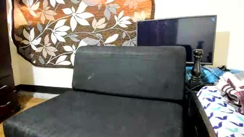 Snapshot of cristiand20 chatting on 01-17-25, 08:33 Cristian online show from 01-17-25, 08:33