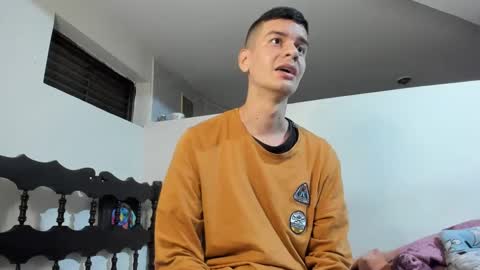 Snapshot of cristiand20 chatting on 02-03-25, 03:53 Cristian online show from 02-03-25, 03:53