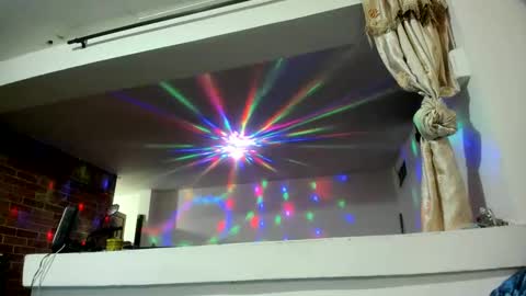 Snapshot of cristiand20 chatting on 02-18-25, 04:48 Cristian online show from 02-18-25, 04:48