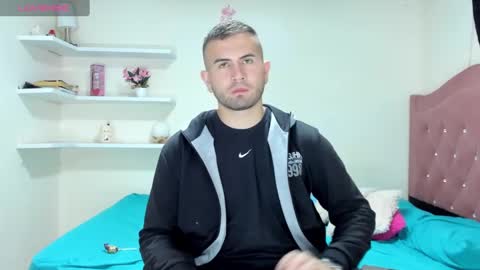 Snapshot of cristianolopez chatting on 01-01-25, 11:29 cris online show from 01-01-25, 11:29