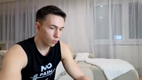 Snapshot of cristianovilla chatting on 02-17-25, 05:53 CristianoHailey online show from 02-17-25, 05:53