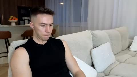 Snapshot of cristianovilla chatting on 03-07-25, 04:55 CristianoHailey online show from 03-07-25, 04:55