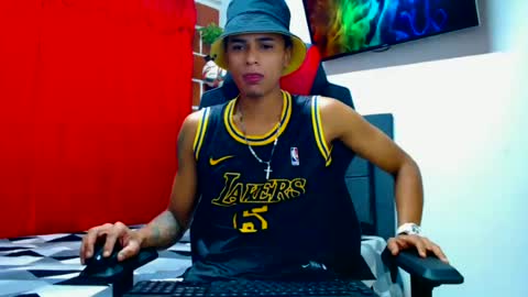 Snapshot of cristiantayron chatting on 07-04-26, 11:22 cristian online show from 07-04-26, 11:22