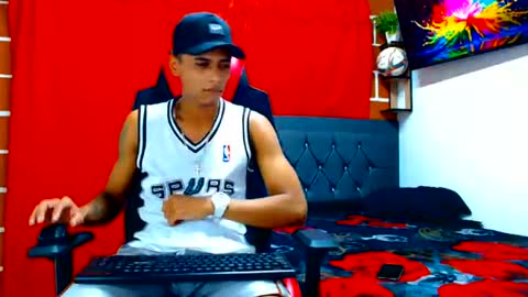 Snapshot of cristiantayron chatting on 07-07-26, 06:38 cristian online show from 07-07-26, 06:38