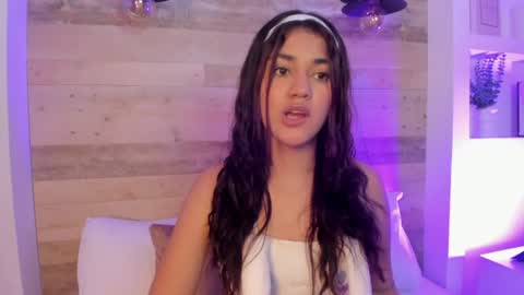 Snapshot of cristin_collins chatting on 06-27-26, 02:49 C R I S T I N online show from 06-27-26, 02:49