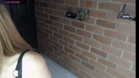 cristina online show from 04-12-26, 08:03