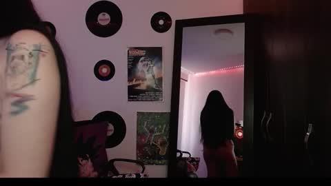 Christina online show from 02-22-26, 05:33