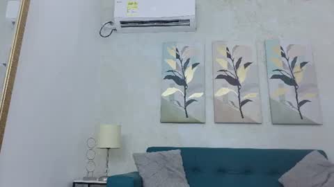 Snapshot of cristina_aznar chatting on 06-30-26, 07:04 Cris online show from 06-30-26, 07:04
