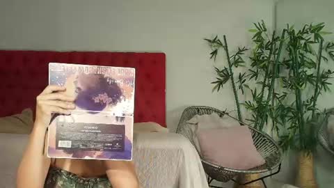 Snapshot of cristina_aznar chatting on 07-10-26, 03:58 Cris online show from 07-10-26, 03:58