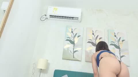 Snapshot of cristina_aznar chatting on 07-17-26, 07:08 Cris online show from 07-17-26, 07:08