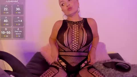 Snapshot of cristina_joy chatting on 04-21-26, 11:05 cristina_joy online show from 04-21-26, 11:05