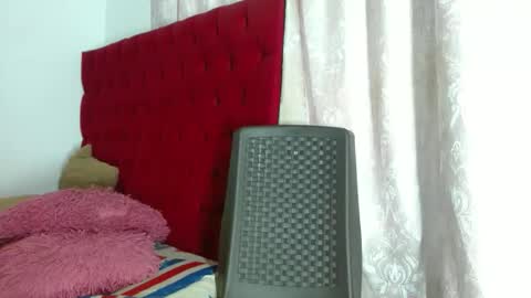 cristinamontiel74 online show from 11-27-25, 02:52