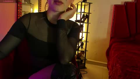 Snapshot of cristinsmith chatting on 09-22-25, 01:51 Cristin online show from 09-22-25, 01:51