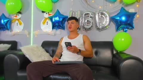 Cristopher online show from 12-30-24, 12:42