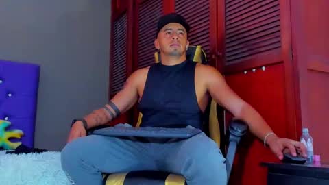 Say me Cris online show from 12-22-24, 04:38