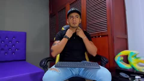 Say me Cris online show from 12-25-24, 01:19
