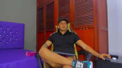 Say me Cris online show from 01-18-25, 04:10