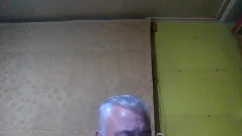 crmperez online show from 11-18-25, 01:11