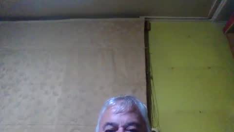 crmperez online show from 12-21-25, 06:20