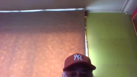 crmperez online show from 12-22-25, 06:16
