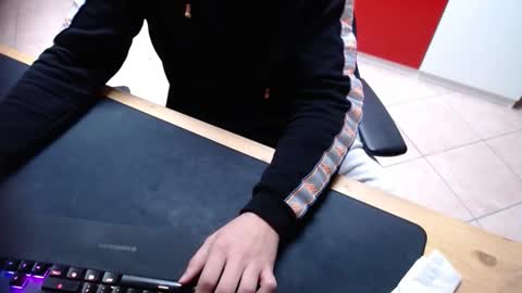 crocken_bisc online show from 02-05-26, 03:16