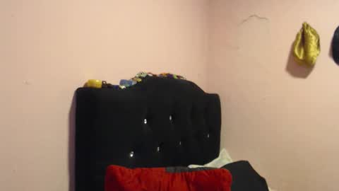 Snapshot of cronos_hot_888 chatting on 02-24-26, 12:25 cronos_hot_888 online show from 02-24-26, 12:25