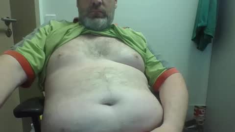 Snapshot of crouch1 chatting on 05-07-26, 09:25 Crouch1 online show from 05-07-26, 09:25