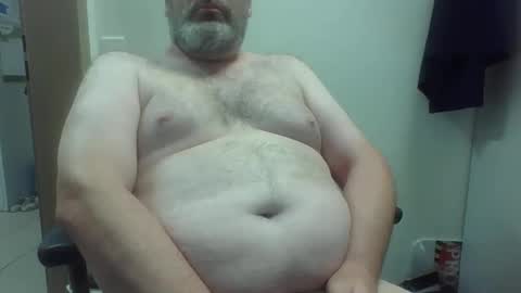 Snapshot of crouch1 chatting on 06-05-26, 02:51 Crouch1 online show from 06-05-26, 02:51