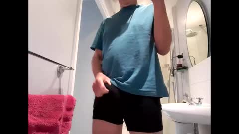 Snapshot of croup45 chatting on 05-09-26, 03:17 croup45 online show from 05-09-26, 03:17