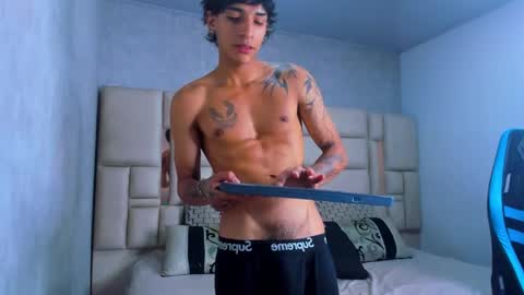 Croy online show from 03-05-26, 03:19