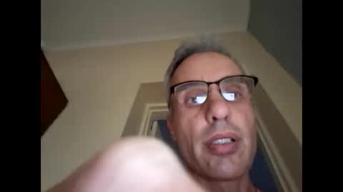 Crucut online show from 01-15-25, 05:47