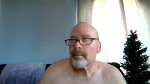Snapshot of cruising_guy chatting on 06-16-26, 11:57 fun guy online show from 06-16-26, 11:57