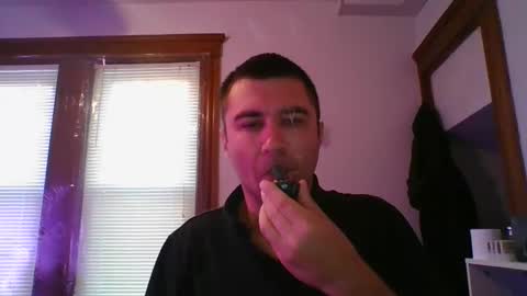 Snapshot of crush380 chatting on 12-31-24, 03:09 Crush380 online show from 12-31-24, 03:09