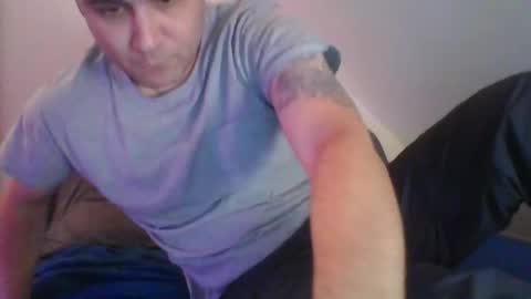 Snapshot of crush380 chatting on 12-16-25, 10:15 Crush380 online show from 12-16-25, 10:15