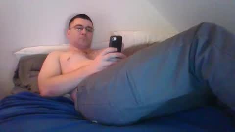 Snapshot of crush380 chatting on 01-15-26, 01:43 Crush380 online show from 01-15-26, 01:43