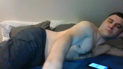 Snapshot of crush380 chatting on 01-18-26, 03:32 Crush380 online show from 01-18-26, 03:32