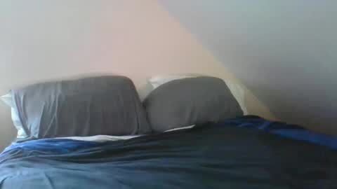 Snapshot of crush380 chatting on 02-04-26, 08:47 Crush380 online show from 02-04-26, 08:47