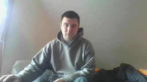 Snapshot of crush380 chatting on 03-19-26, 05:50 Crush380 online show from 03-19-26, 05:50