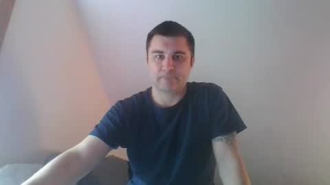 Snapshot of crush380 chatting on 03-26-26, 07:41 Crush380 online show from 03-26-26, 07:41