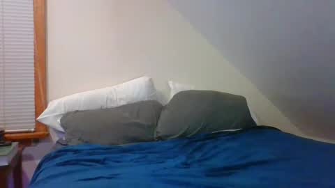 Snapshot of crush380 chatting on 04-08-26, 01:27 Crush380 online show from 04-08-26, 01:27