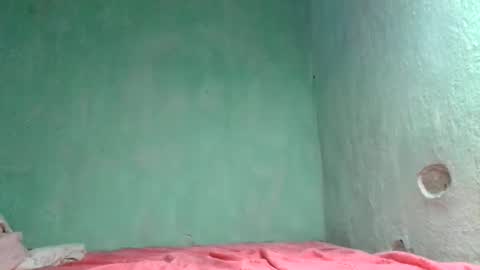 Snapshot of crushlove069 chatting on 05-12-26, 04:53 crushlove069 online show from 05-12-26, 04:53