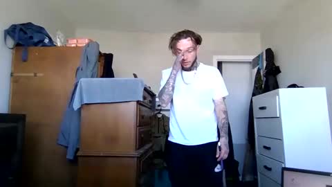 cruz815 online show from 04-07-26, 07:03