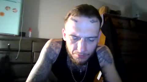 Snapshot of cruz815 chatting on 04-21-26, 01:42 cruz815 online show from 04-21-26, 01:42