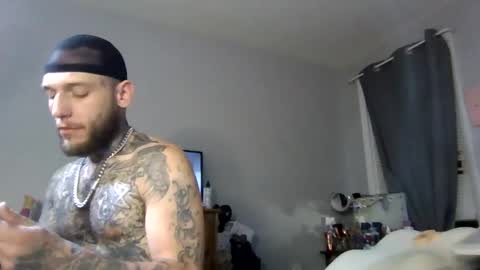 Snapshot of cruz815 chatting on 05-08-26, 05:13 cruz815 online show from 05-08-26, 05:13