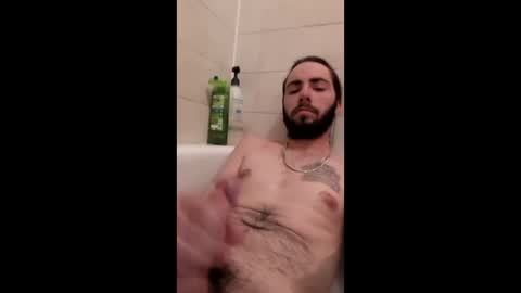 Snapshot of cruzman01 chatting on 12-17-25, 01:00 cruzman01 online show from 12-17-25, 01:00