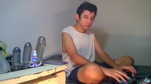 cry_guy online show from 10-01-25, 07:47