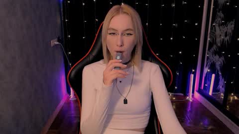 Snapshot of crybambi chatting on 02-09-26, 05:55 crybambi online show from 02-09-26, 05:55