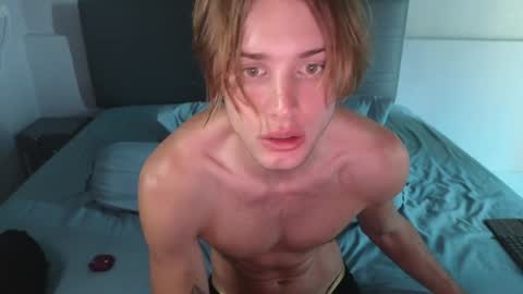 Lin inst lingoodyy online show from 01-25-25, 04:34