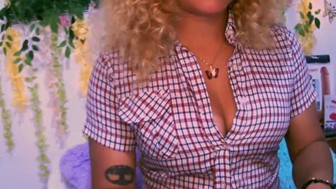 Snapshot of crysrus chatting on 01-20-25, 11:54 crysrus online show from 01-20-25, 11:54