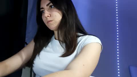 Alie online show from 11-26-25, 06:09